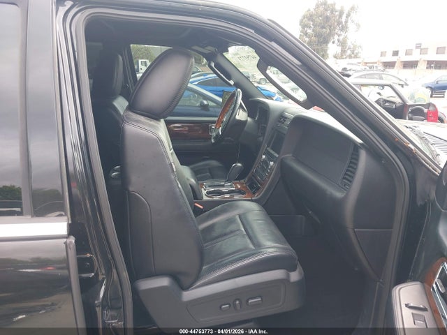 5LMJJ3JT9FEJ14823 Lincoln NAVIGATOR L