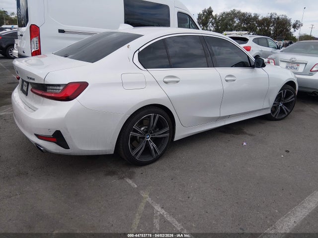 3MW5R1J09N8C40240 BMW 330I
