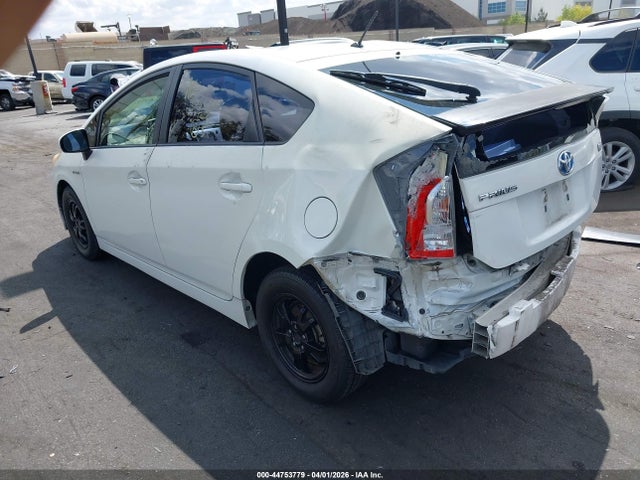 JTDKN3DU9E0390452 Toyota Prius Two