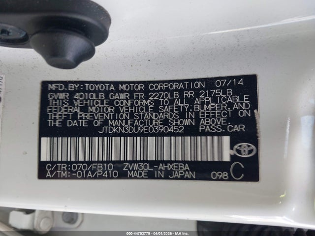 JTDKN3DU9E0390452 Toyota Prius Two