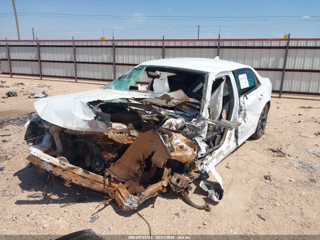 Aukcja sprzedaży 2017 Chrysler 300, vin: 2C3CCABG8HH577732, numer aukcji: 44753782