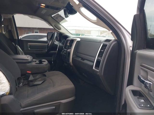 44753803 :رقم المزاد ، 1C6RR6GG3KS669705 vin ، 2019 Ram 1500 Classic Warlock  4x2 6'4 Box مزاد بيع