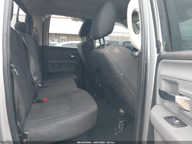 44753803 :رقم المزاد ، 1C6RR6GG3KS669705 vin ، 2019 Ram 1500 Classic Warlock  4x2 6'4 Box مزاد بيع