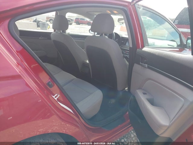 5NPD84LF9JH234904 Hyundai ELANTRA SEL