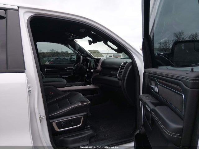 Продаж на аукціоні авто 2025 Ram 1500 Laramie  4x4 6'4 Box, vin: 1C6SRFRP0SN547171, номер лоту: 44753823