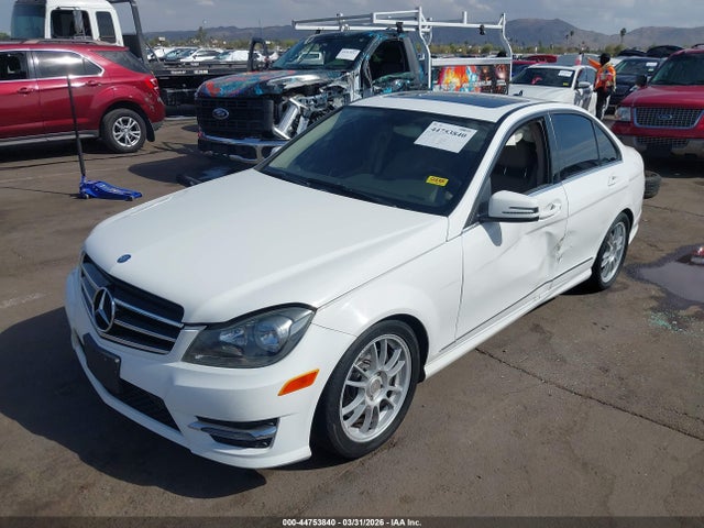 Aukcja sprzedaży 2014 Mercedes-benz C 300 Sport 4matic, vin: WDDGF8AB2EG203861, numer aukcji: 44753840