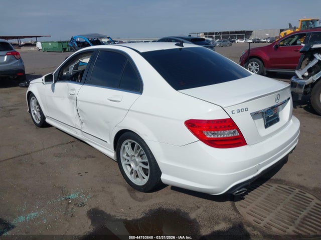 Aukcja sprzedaży 2014 Mercedes-benz C 300 Sport 4matic, vin: WDDGF8AB2EG203861, numer aukcji: 44753840