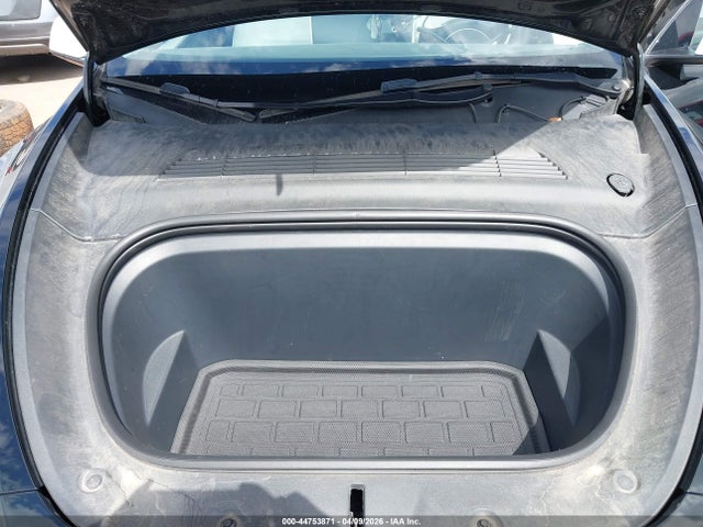 Продажа на аукционе авто 2023 Tesla Model Y Awd/long Range Dual Motor All-wheel Drive, vin: 7SAYGAEE4PF646522, номер лота: 44753871