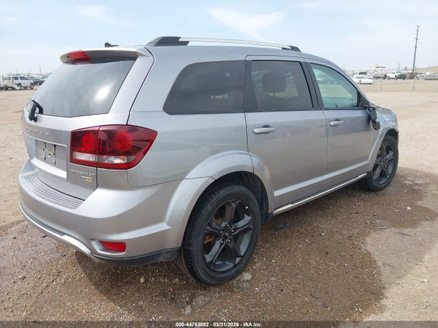 3C4PDCGG6JT369649 Dodge Journey Crossroad