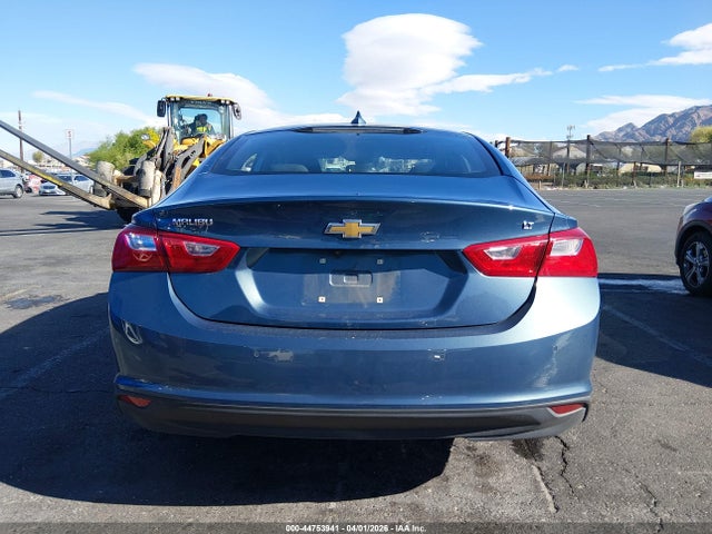 1G1ZD5ST2RF210795 Chevrolet Malibu Fwd 1lt