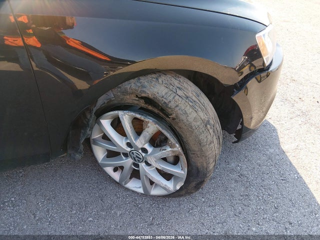 Продажа на аукционе авто 2014 Volkswagen Jetta 1.8t Se, vin: 3VWD07AJ0EM443297, номер лота: 44753953
