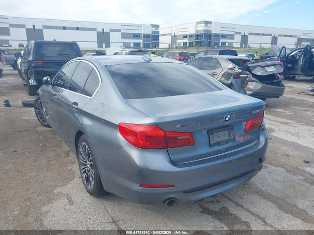 44753962 :رقم المزاد ، WBAJA7C53KWW11574 vin ، 2019 Bmw 530i Xdrive مزاد بيع