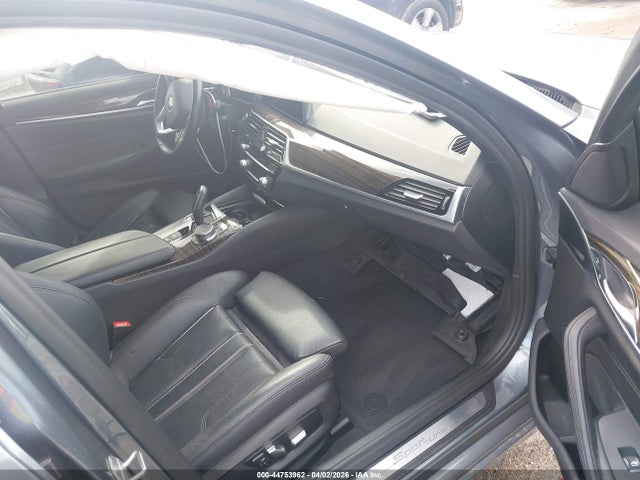 44753962 :رقم المزاد ، WBAJA7C53KWW11574 vin ، 2019 Bmw 530i Xdrive مزاد بيع