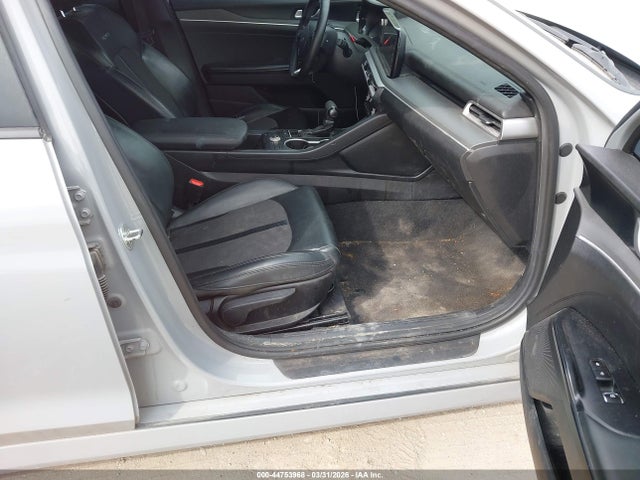 5XXG64J20NG114705 KIA K5 Gt-line