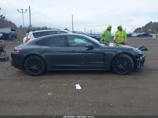 WP0AB2A73LL140598 Porsche Panamera 4s