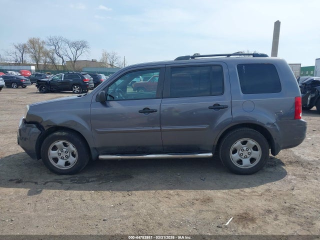 Honda PILOT LX 2015 5FNYF4H28FB044823 Image 14