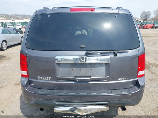 Honda PILOT LX 2015 5FNYF4H28FB044823 Image 16