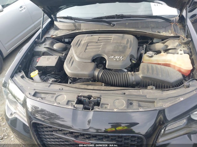 2021 Chrysler 300 300s მანქანა იყიდება აუქციონზე, vin: 2C3CCABGXMH550039, აუქციონის ნომერი: 44753989