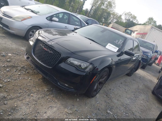 2021 Chrysler 300 300s მანქანა იყიდება აუქციონზე, vin: 2C3CCABGXMH550039, აუქციონის ნომერი: 44753989