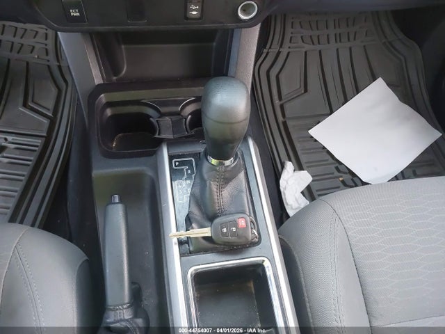 3TMCZ5AN0GM030987 Toyota Tacoma Sr5 V6