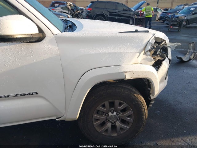 3TMCZ5AN0GM030987 Toyota Tacoma Sr5 V6