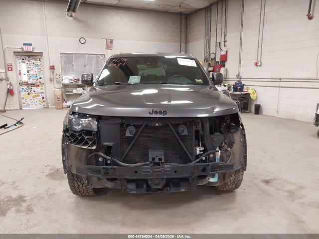 2020 Jeep Grand Cherokee Altitude 4x4 მანქანა იყიდება აუქციონზე, vin: 1C4RJFAG1LC318120, აუქციონის ნომერი: 44754034