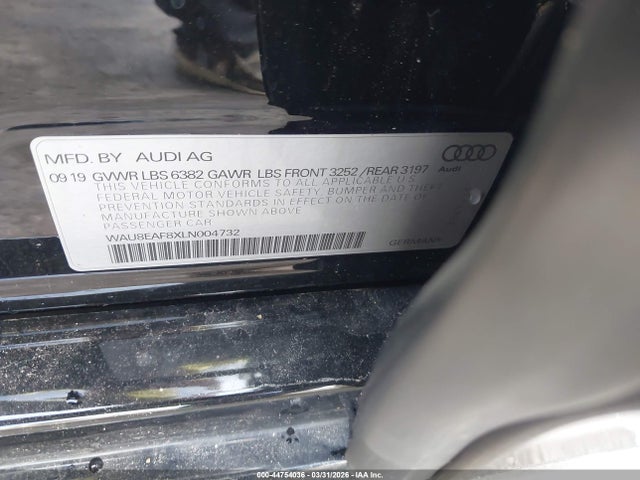 44754036 :رقم المزاد ، WAU8EAF8XLN004732 vin ، 2020 Audi A8 L 60 Tfsi Quattro Tiptronic مزاد بيع
