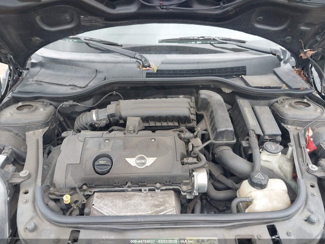 2010 MINI COOPER WMWMF3C57ATZ25249 Photo 9