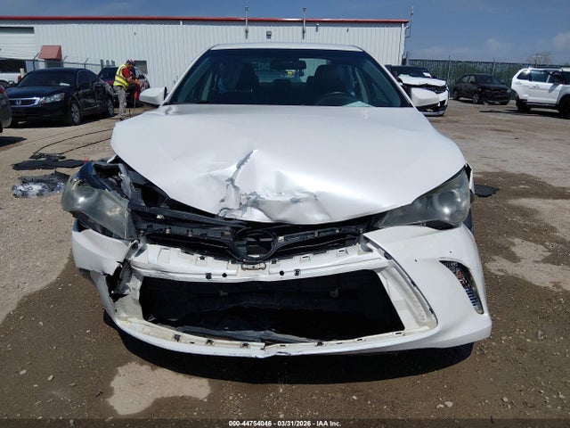 4T1BF1FK9FU938940 Toyota CAMRY SE