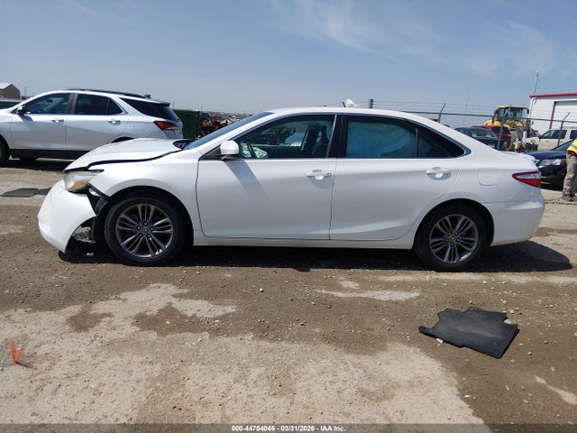4T1BF1FK9FU938940 Toyota CAMRY SE