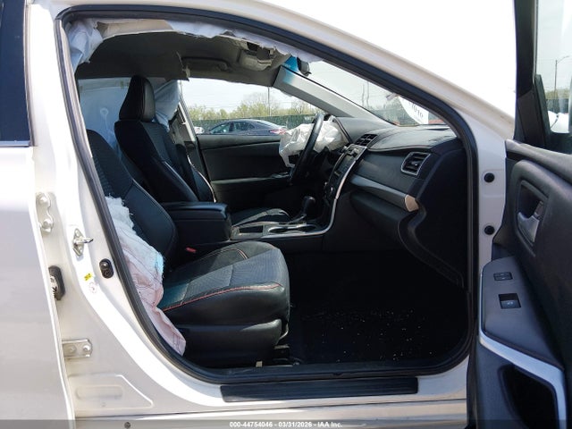4T1BF1FK9FU938940 Toyota CAMRY SE