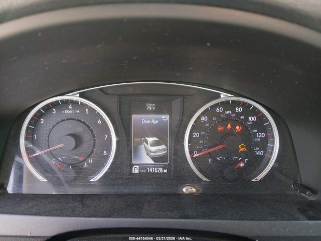 4T1BF1FK9FU938940 Toyota CAMRY SE