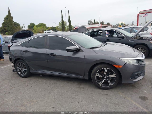 2HGFC1F95GH641567 Honda Civic Touring