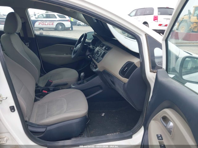 KIA RIO LX 2014 KNADM4A32E6387674 Image 5