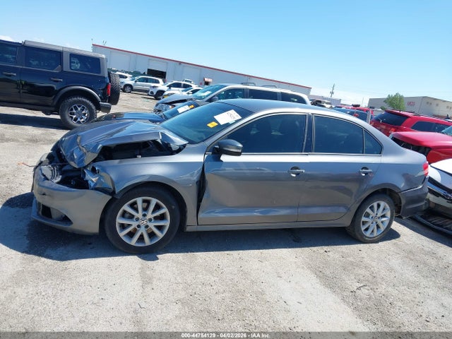 44754129 :رقم المزاد ، 3VWDX7AJ8BM360479 vin ، 2011 Volkswagen Jetta 2.5l Se مزاد بيع
