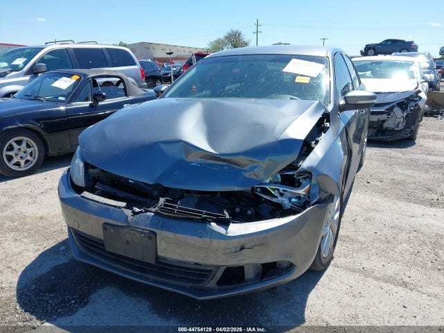 44754129 :رقم المزاد ، 3VWDX7AJ8BM360479 vin ، 2011 Volkswagen Jetta 2.5l Se مزاد بيع