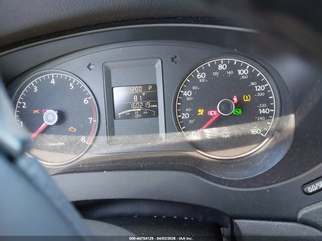 44754129 :رقم المزاد ، 3VWDX7AJ8BM360479 vin ، 2011 Volkswagen Jetta 2.5l Se مزاد بيع