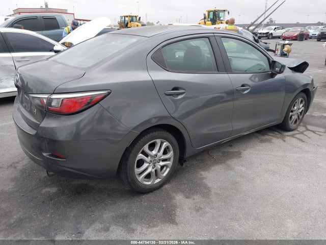3MYDLBZV8GY129642 Scion IA