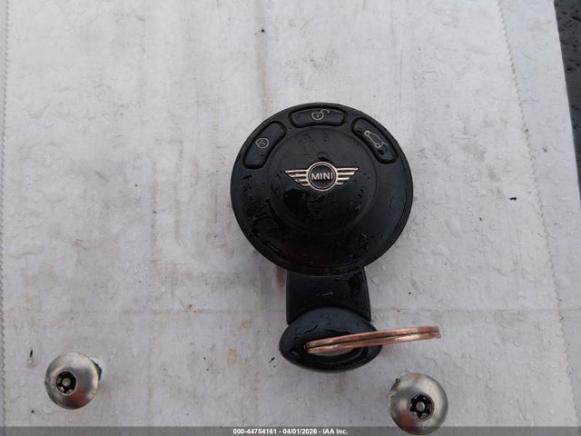 2012 MINI COOPER WMWSU3C57CT261101 Photo 10