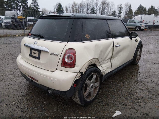 2012 MINI COOPER WMWSU3C57CT261101 Photo 3