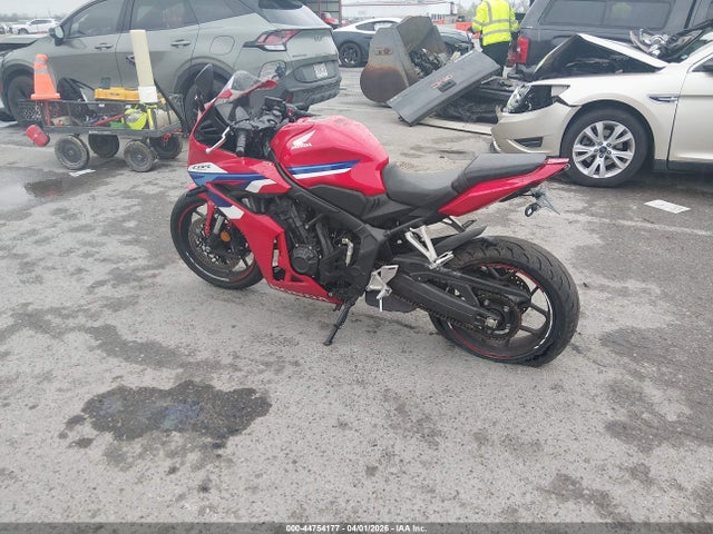 Honda CBR650 R 2024 MLHRH1553R5000503 Image 13