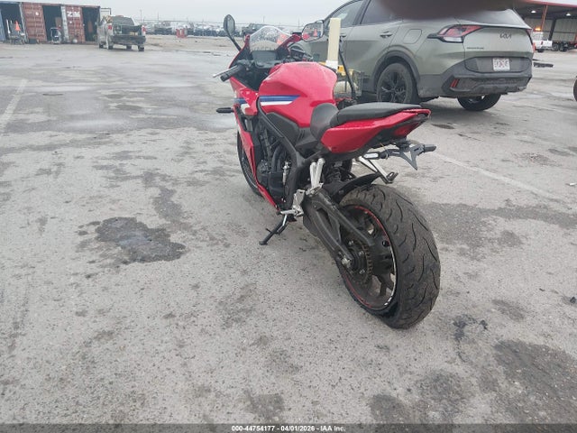 Honda CBR650 R 2024 MLHRH1553R5000503 Image 3