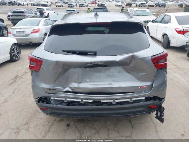 KL77LJE23RC156175 Chevrolet Trax Fwd 2rs