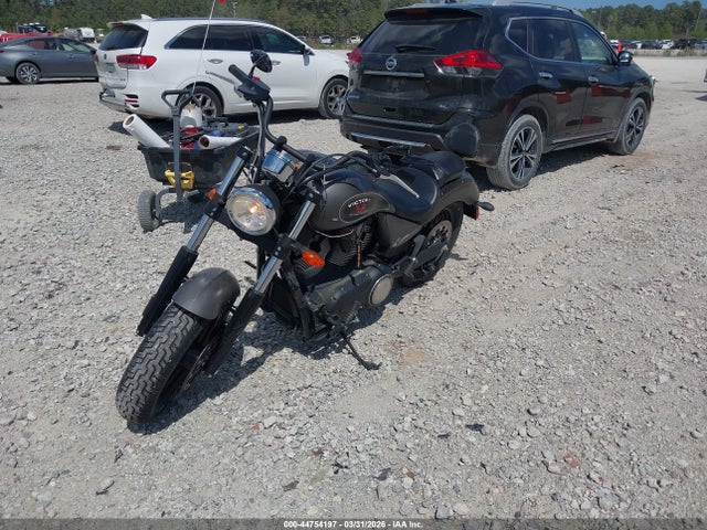Victory Motorcycles Gunner 2017 5VPCGBAB4H3057284 Image 2