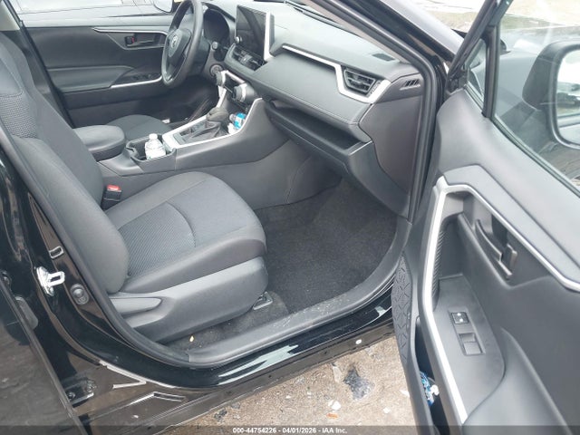 Toyota RAV4 LE 2025 2T3G1RFV6SC559331 Image 5