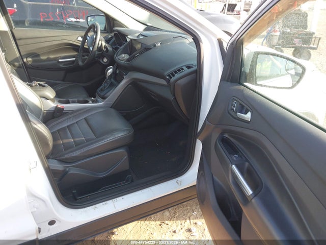Ford ESCAPE SE 2016 1FMCU9GX5GUC04185 Image 5
