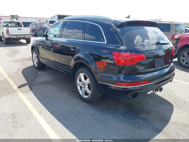 2015 AUDI Q7 WA1LGAFEXFD014890 Photo 2