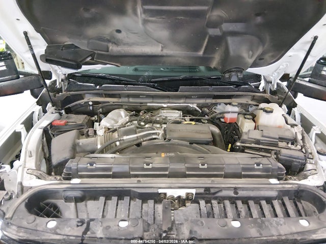 1GT49PEY1NF304232 GMC Sierra 2500hd 4wd Standard Bed At4