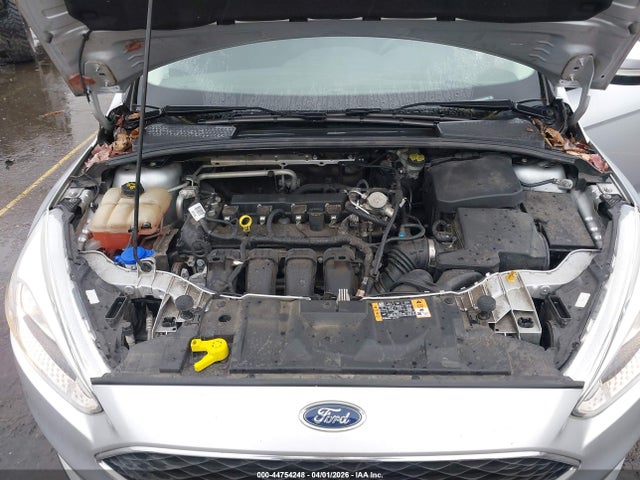 Ford FOCUS SE 2016 1FADP3F24GL347823 Image 10