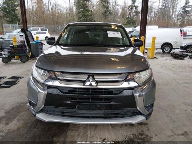 Mitsubishi Outlander Es 2016 JA4AZ3A32GZ042061 Image 12